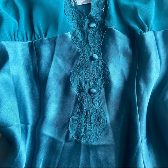 Emerald Green Slip Dress with lace and bows - Picture 3 of 6